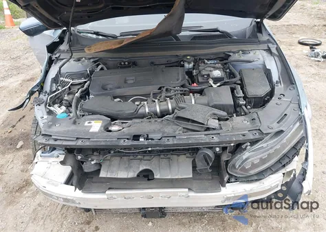 2021 Honda Accord Touring z USA, uszkodzony, nr VIN 1HGCV2F96MA002773